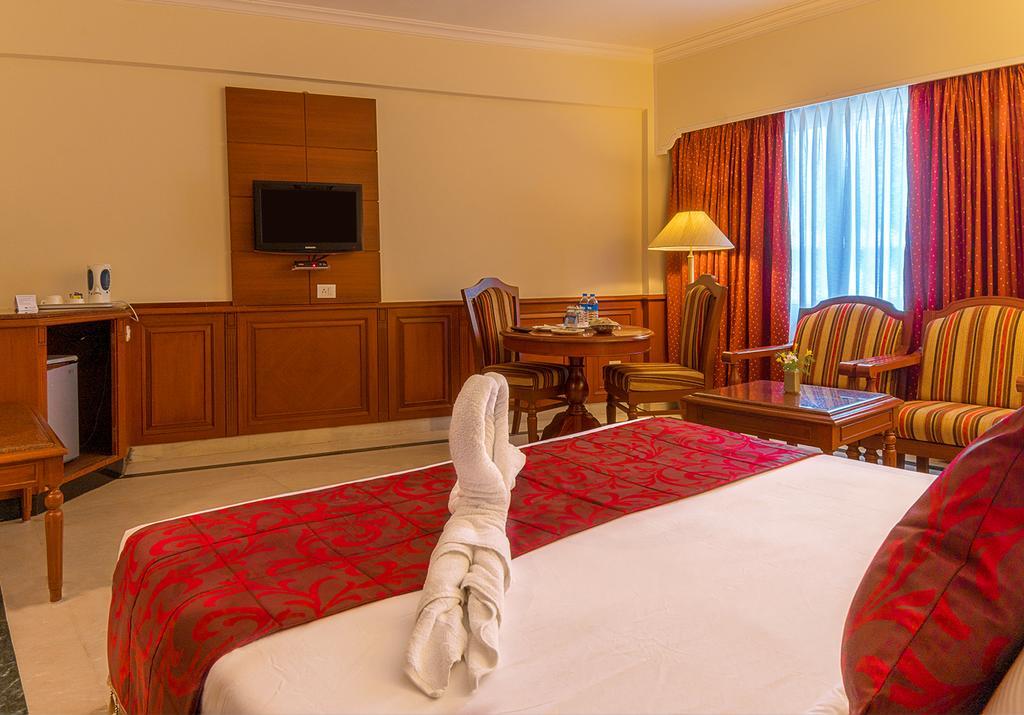 Hotel Annamalai International Pondicherry Eksteriør bilde